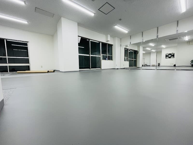 リーダンス - メイン